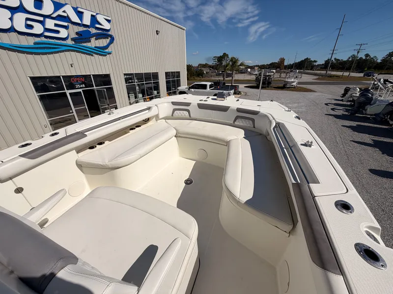 Slide: The Image of World Cat 320 CC 2019 - 27