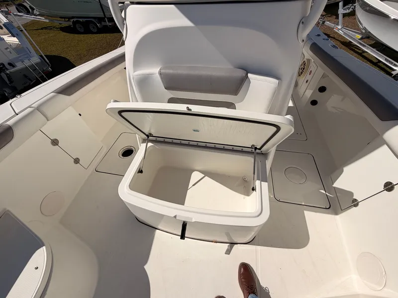 Slide: The Image of World Cat 320 CC 2019 - 31