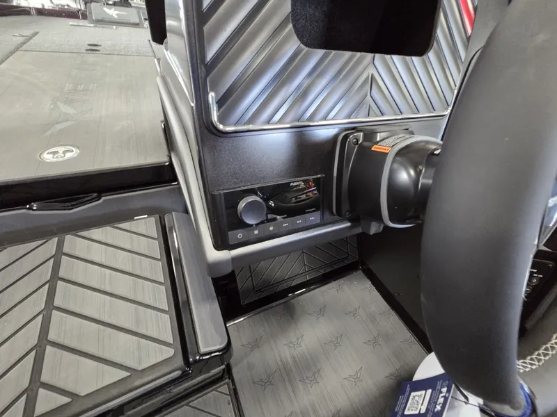 Slide: The Image of Vexus DVX20s 2026 - 21