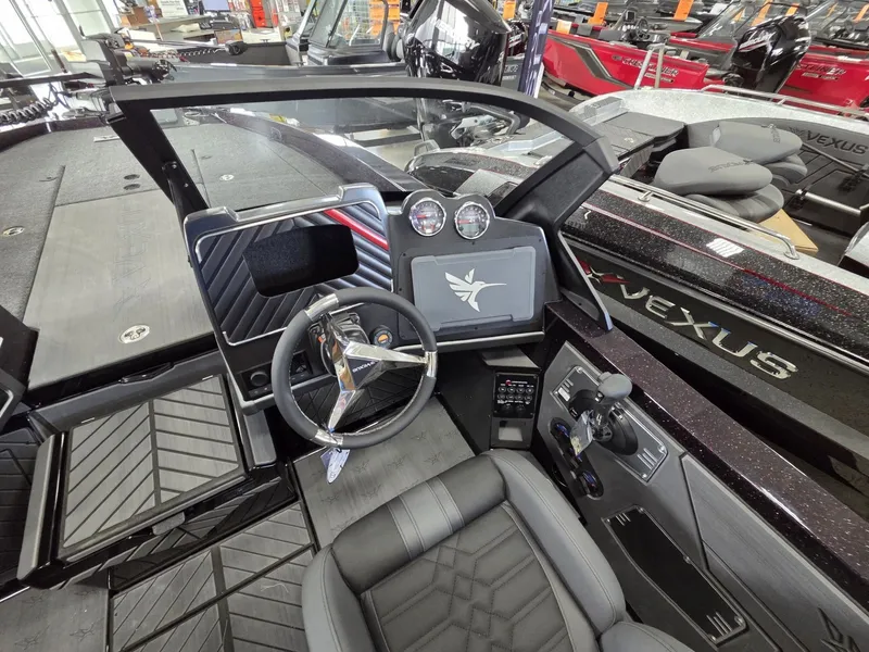 Slide: The Image of Vexus Boats DVX20s 2026 - 19