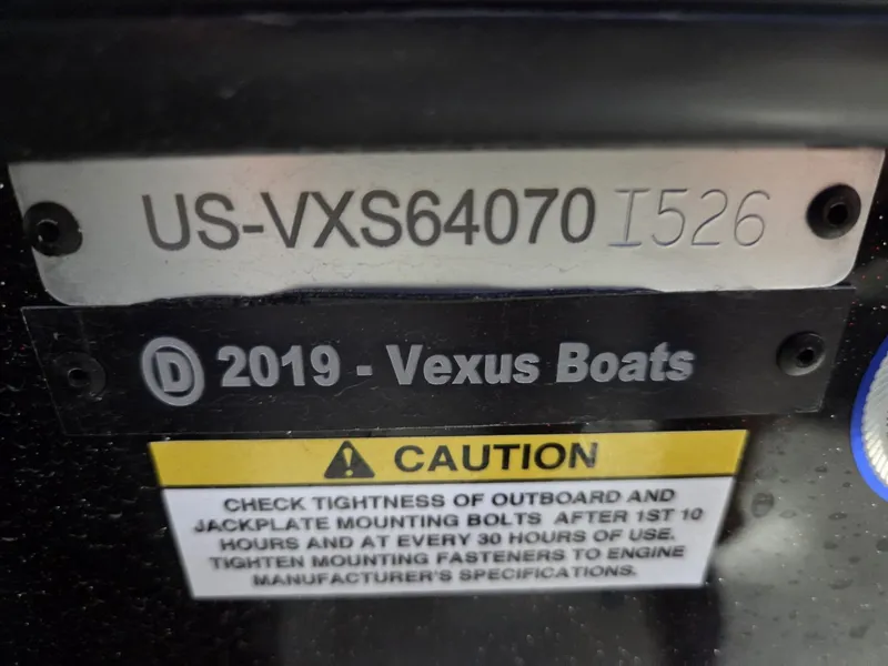Slide: The Image of Vexus Boats DVX20s 2026 - 49
