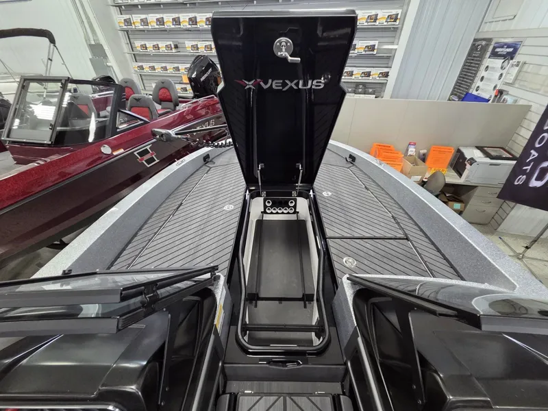 Slide: The Image of Vexus DVX22s 2026 - 11