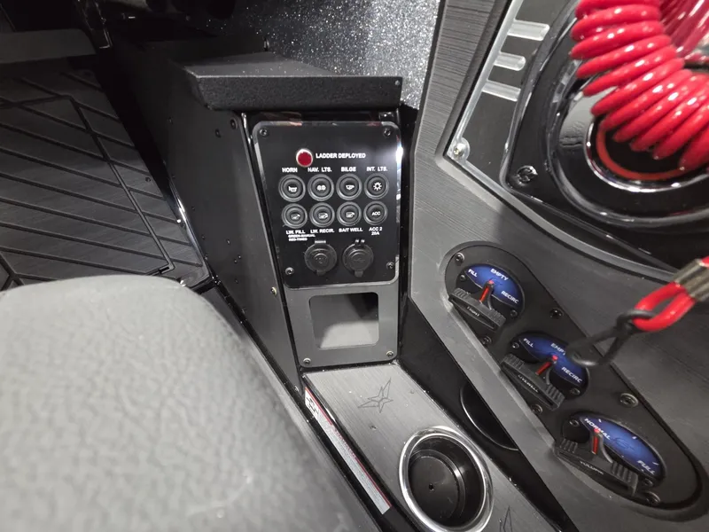 Slide: The Image of Vexus DVX22s 2026 - 21