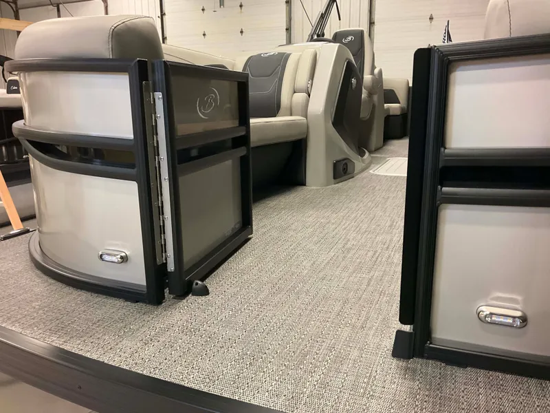 Slide: The Image of Barletta Cabrio 22 QC 2026 - 10