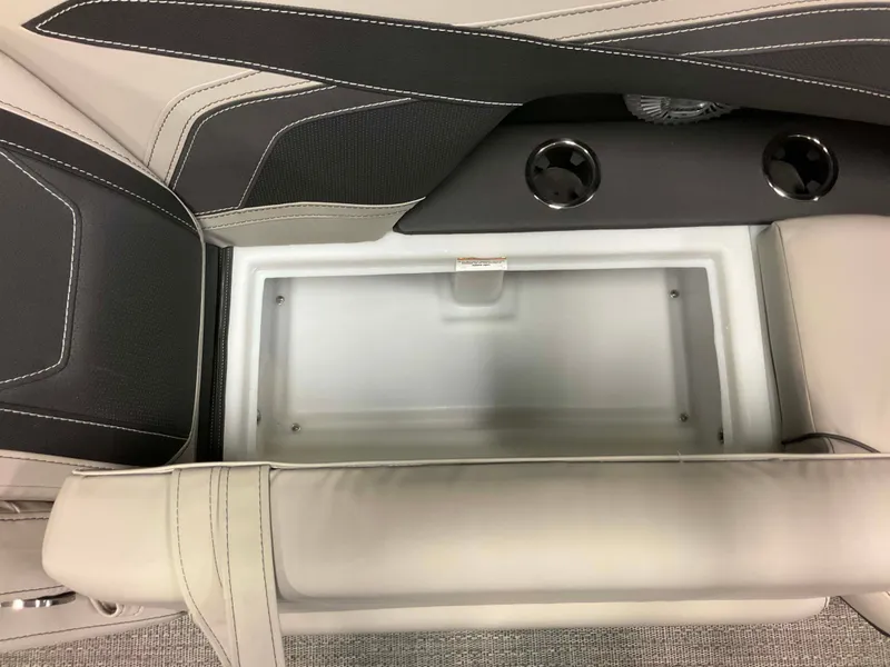 Slide: The Image of Barletta Cabrio 22 QC 2026 - 18