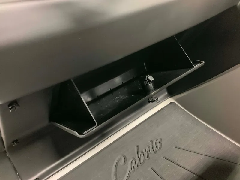 Slide: The Image of Barletta Cabrio 22 QC 2026 - 33