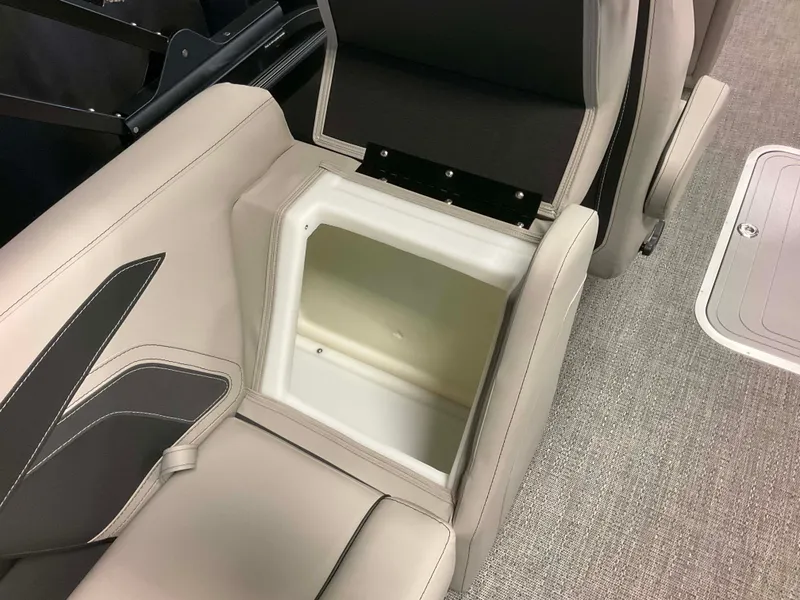 Slide: The Image of Barletta Cabrio 22 QC 2026 - 38