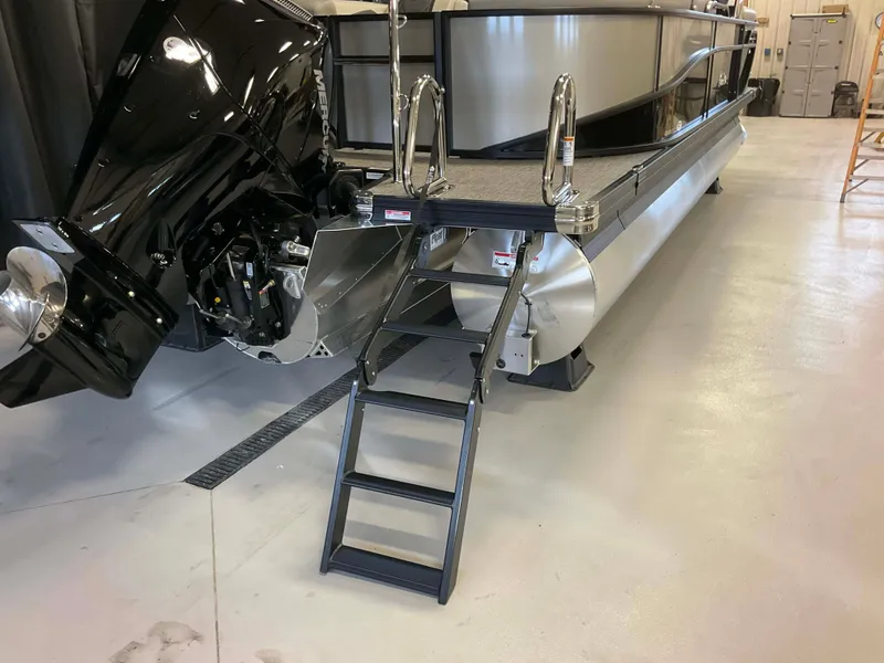 Slide: The Image of Barletta Cabrio 22 QC 2026 - 6