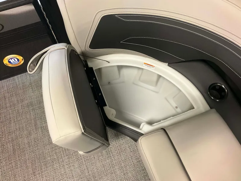 Slide: The Image of Barletta Cabrio 22 QC 2026 - 36