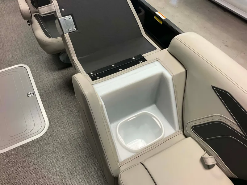 Slide: The Image of Barletta Cabrio 22 QC 2026 - 40