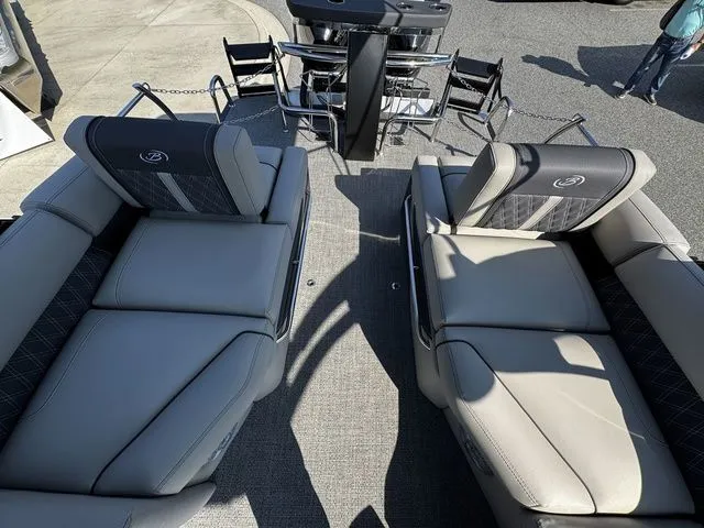 Slide: The Image of Luxurious seating on 2025 Barletta Lusso L25MAT boat, featuring elegant design and premium materials. - 10