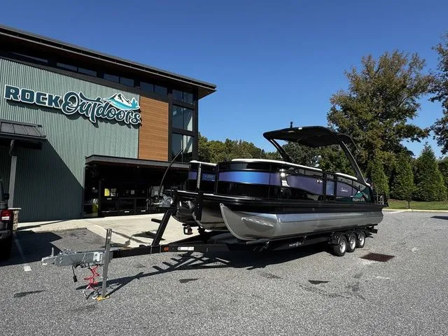 Slide: The Image of 2025 Barletta Lusso L25MAT boat on trailer at Rock Outdoors store. - 3