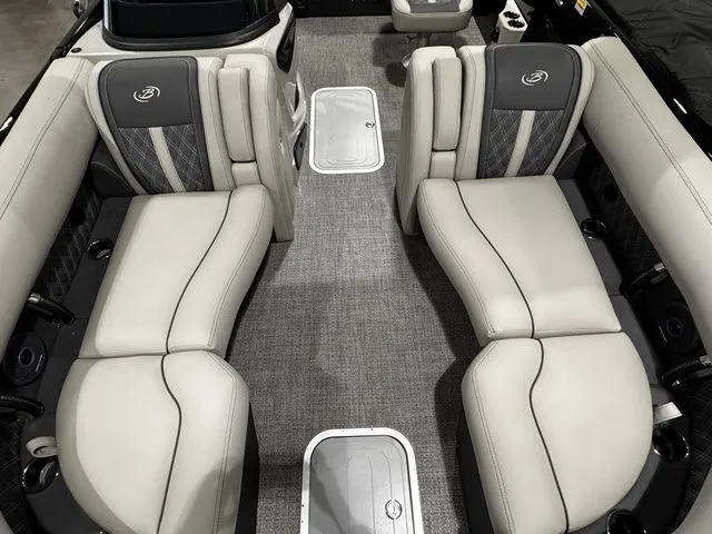 Slide: The Image of 2025 Barletta Boats R23UCA interior with luxurious seating and modern design. - 5