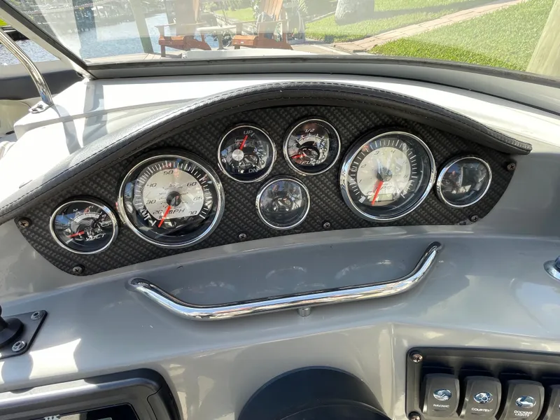 Slide: The Image of Stingray 214 LR 2018 - 41