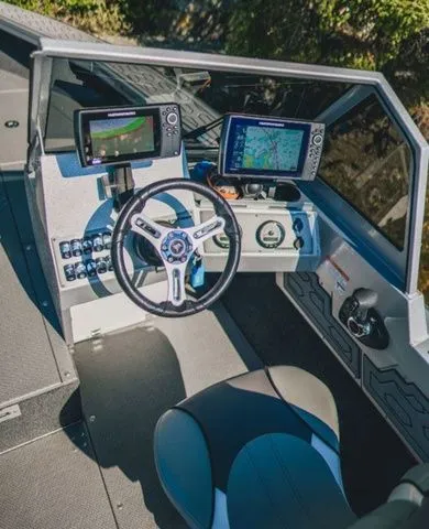 Slide: The Image of Kingfisher 2125 Arrow Sport 2026 - 6