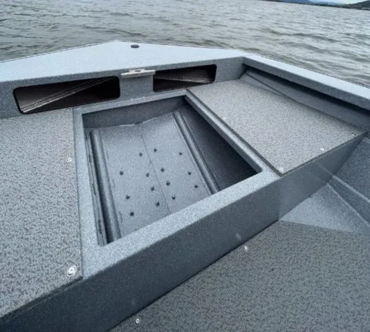 Slide: The Image of Kingfisher 2175 Extreme Shallow 6.2L 2026 - 3