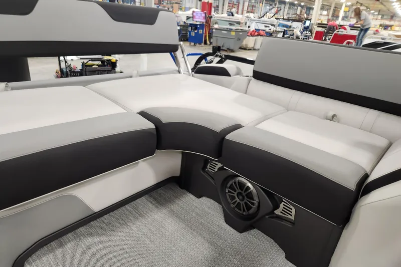 Slide: The Image of 2026 Avalon LSZ Cruise Rear Bench with sleek seating and integrated speaker system. - 18