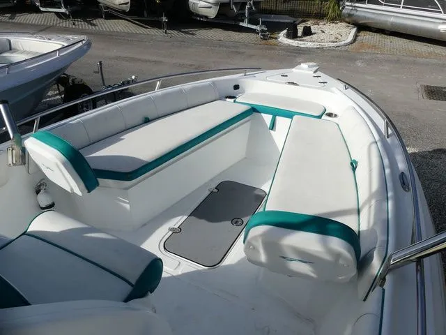 Slide: The Image of Glasstream 240 CCX 2018 - 10