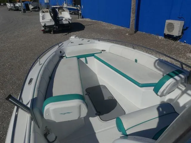 Slide: The Image of Glasstream 240 CCX 2018 - 13