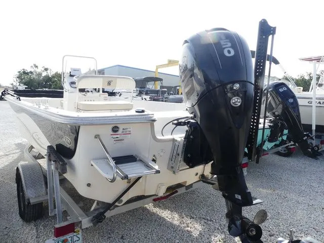 Slide: The Image of Carolina 218 DLV 2018 - 3