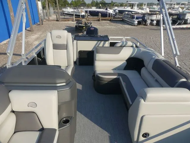 Slide: The Image of Sun Tracker Fishin' Barge 20 DLX 2026 - 13