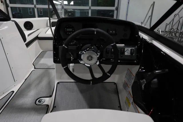 Slide: The Image of Yamaha AR 195 BOTH COLORS AVAILABLE 2026 - 16