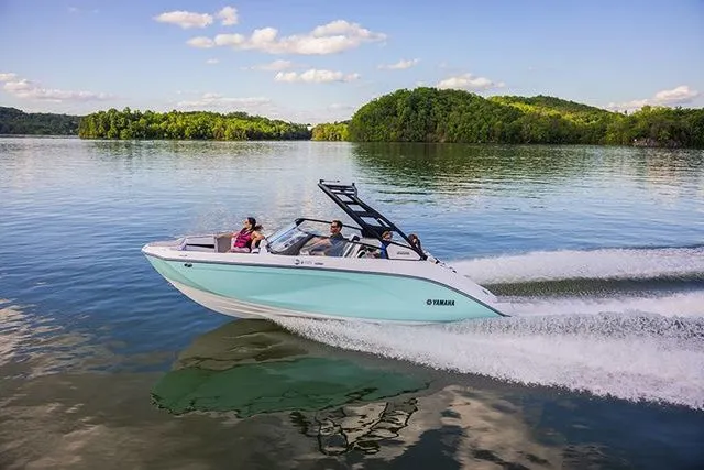 Slide: The Image of Yamaha 222S 2026 - 4