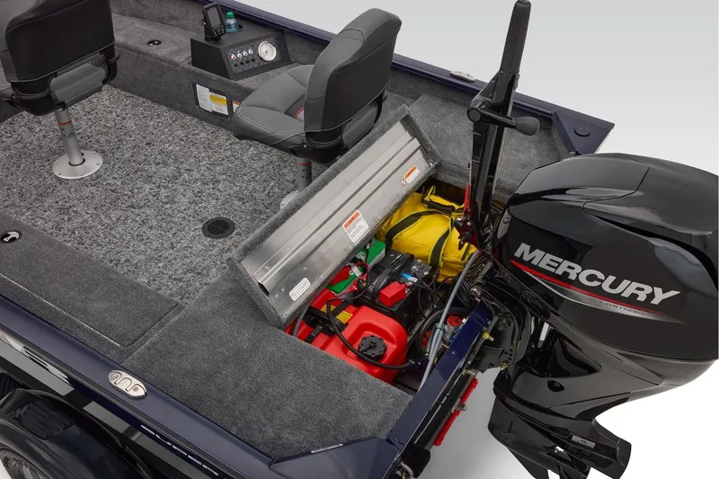 Slide: The Image of Tracker Super Guide V-16 T 2026 - 26