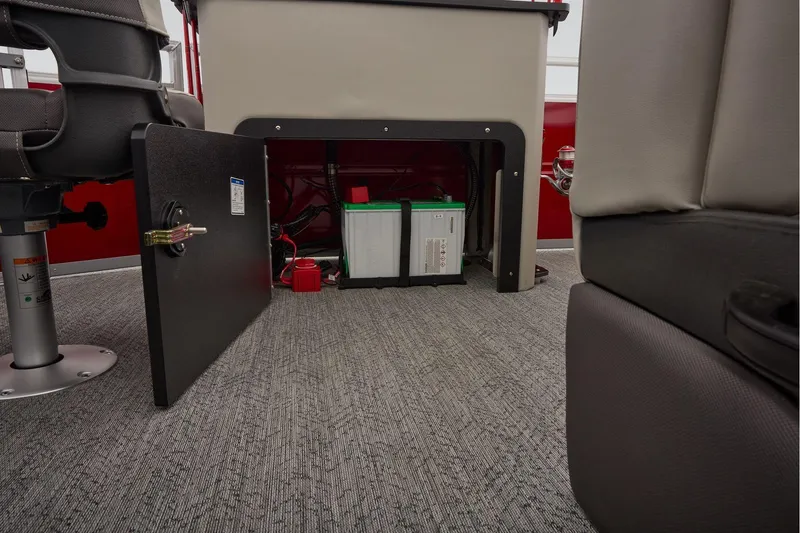 Slide: The Image of Sun Tracker Fishin' Barge 22 XP3 2026 - 67