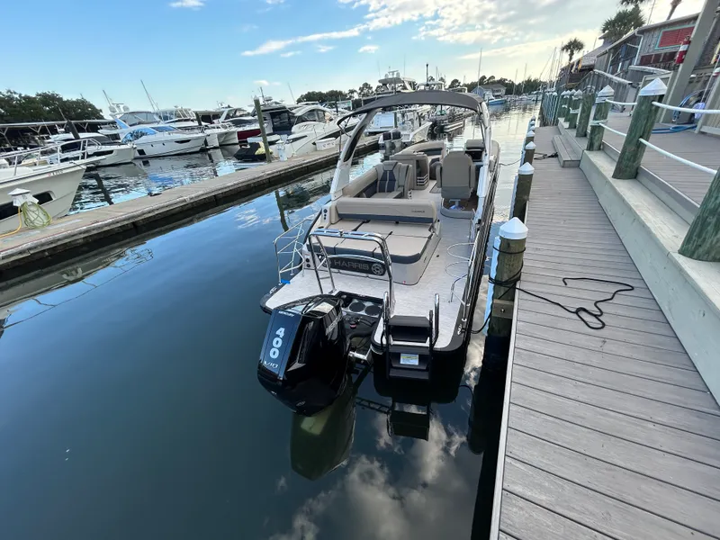 Slide: The Image of Harris Grand Mariner 250 2026 - 27