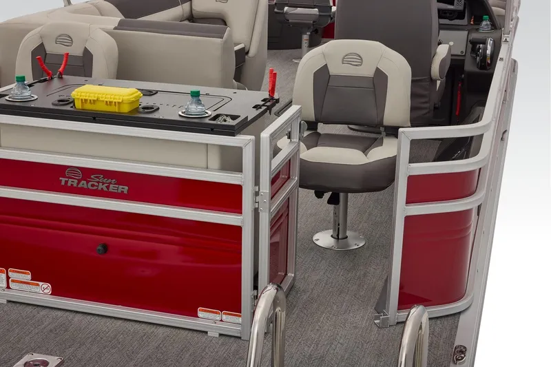 Slide: The Image of Sun Tracker Fishin' Barge 22 XP3 2026 - 73