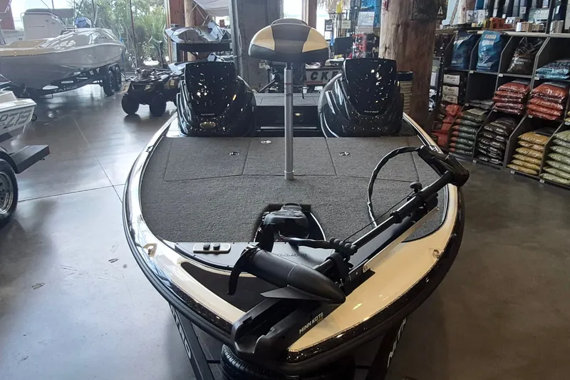 Slide: The Image of 2026 Nitro Z17 boat in showroom, featuring a sleek design and advanced equipment. - 7