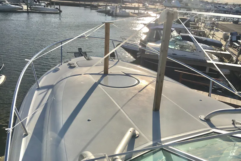 Slide: The Image of 2006 Hydra-Sports Vector 2900 VX boat docked at marina, sunny day. - 7