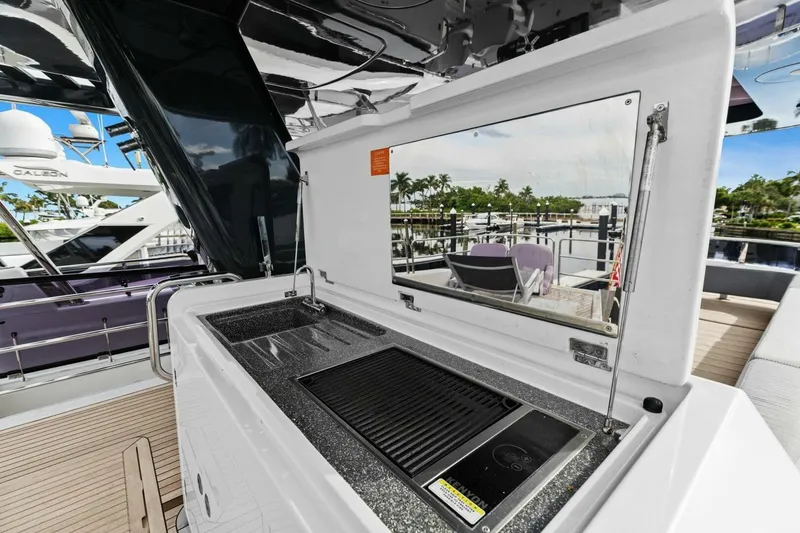 Slide: The Image of 2021 Sirena 64- DESTIN-E- Flybridge - 48