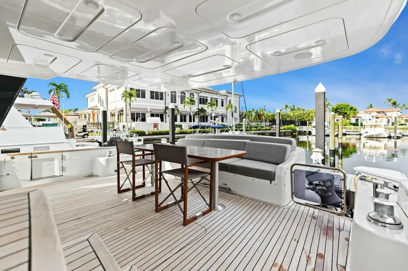 Slide: The Image of 2021 Sirena 64- DESTIN-E- Aft Deck - 52