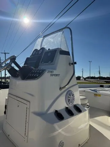 Slide: The Image of NauticStar 2110 Sport 2016 - 9