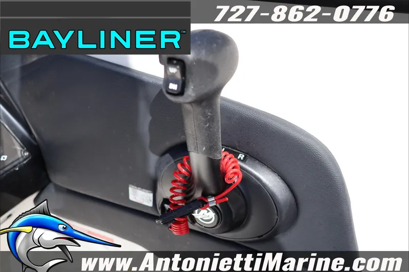 Slide: The Image of Bayliner V20 2026 throttle control with red safety lanyard, Antonietti Marine branding. - 15