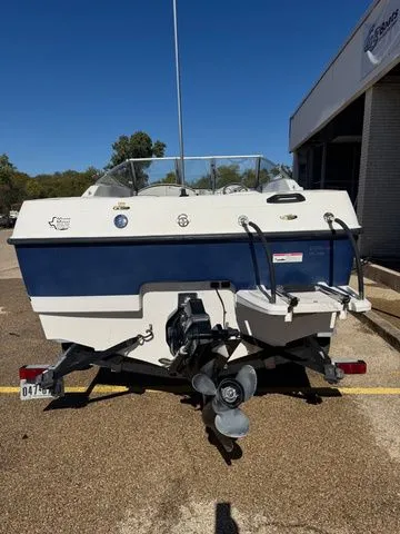 Slide: The Image of Bayliner Discovery 192 2007 - 5