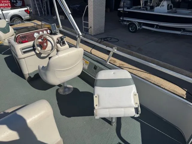 Slide: The Image of Tracker Fishing Barge 21 2006 - 10