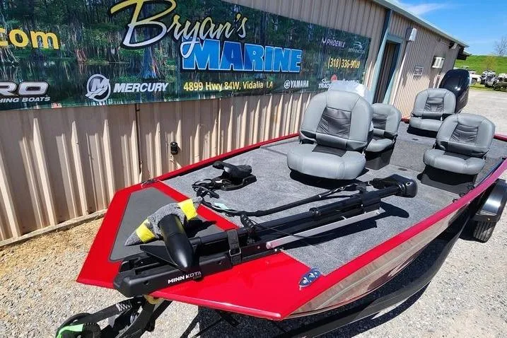 Slide: The Image of 2026 Tracker Bass Tracker Classic XL boat at Bryan's Marine dealership. - 12