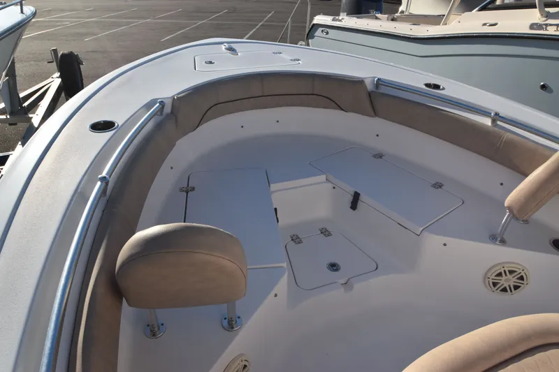 Slide: The Image of Sportsman Heritage 211 Center Console 2020 - 10