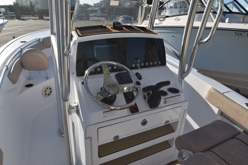 Slide: The Image of Sportsman Heritage 211 Center Console 2020 - 3