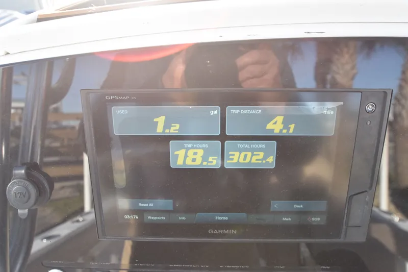 Slide: The Image of Sportsman Heritage 211 Center Console 2020 - 6