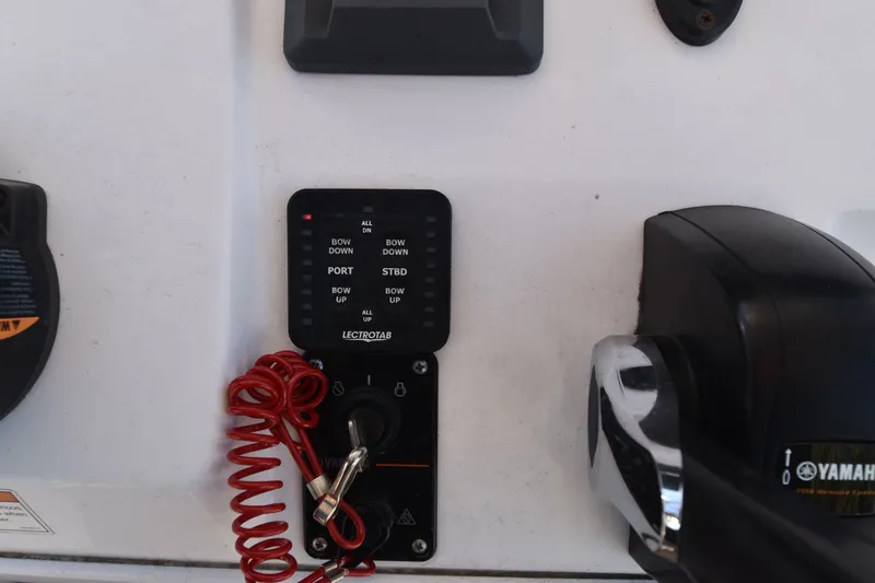 Slide: The Image of Sportsman Heritage 211 Center Console 2020 - 9