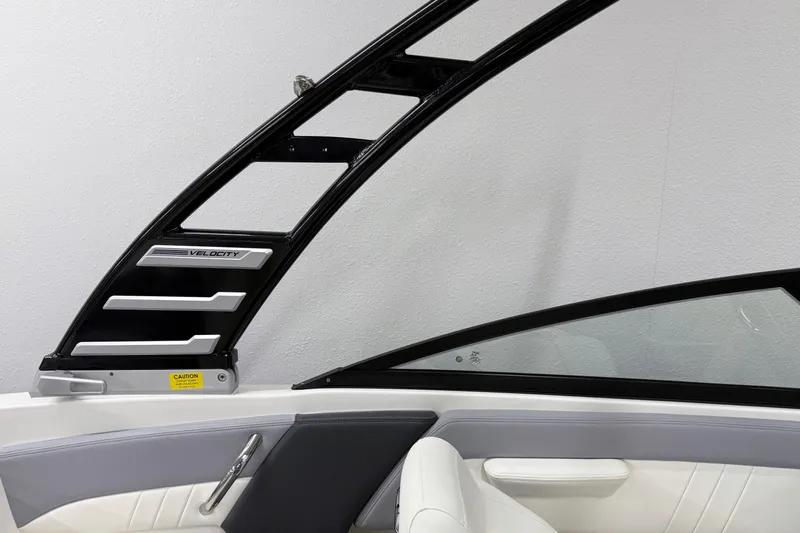 Slide: The Image of 2025 Chaparral 21 SSi boat interior with Velocity tower and sleek design. - 29