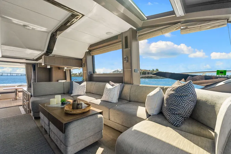 Slide: The Image of Galeon 680 Fly 2020 - 26