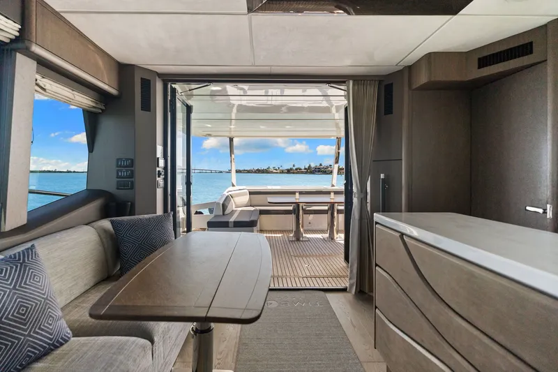 Slide: The Image of Galeon 680 Fly 2020 - 31