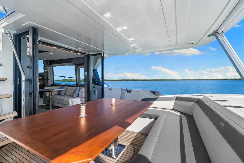 Slide: The Image of Galeon 680 Fly 2020 - 52