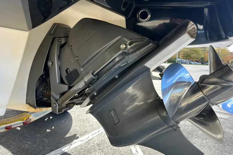 Slide: The Image of Close-up of 2009 Chaparral Sunesta 264 boat propeller and drive system. - 5