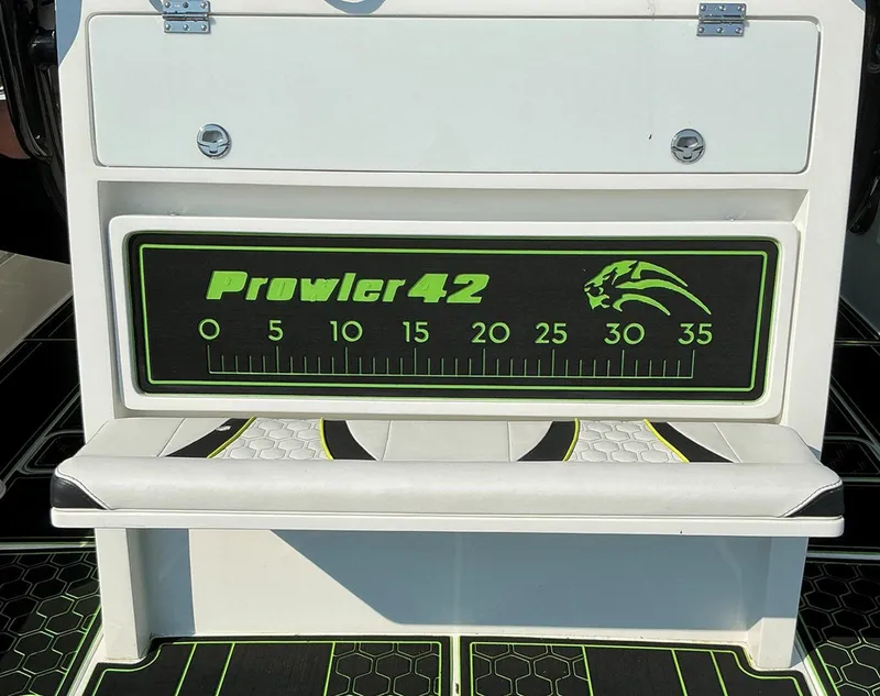Slide: The Image of Prowler 42 boat seat with measurement scale, 2020 model. - 17